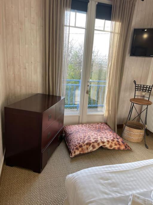 Maison De Charme Avec Vue Mer تروفيي سور مير المظهر الخارجي الصورة